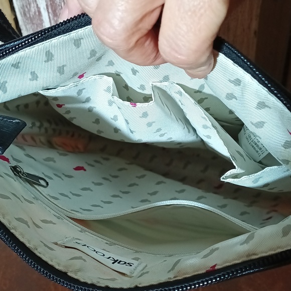 2 items! Sakroots crossbody & wallet vibrant floral pattern pops - Picture 14 of 16